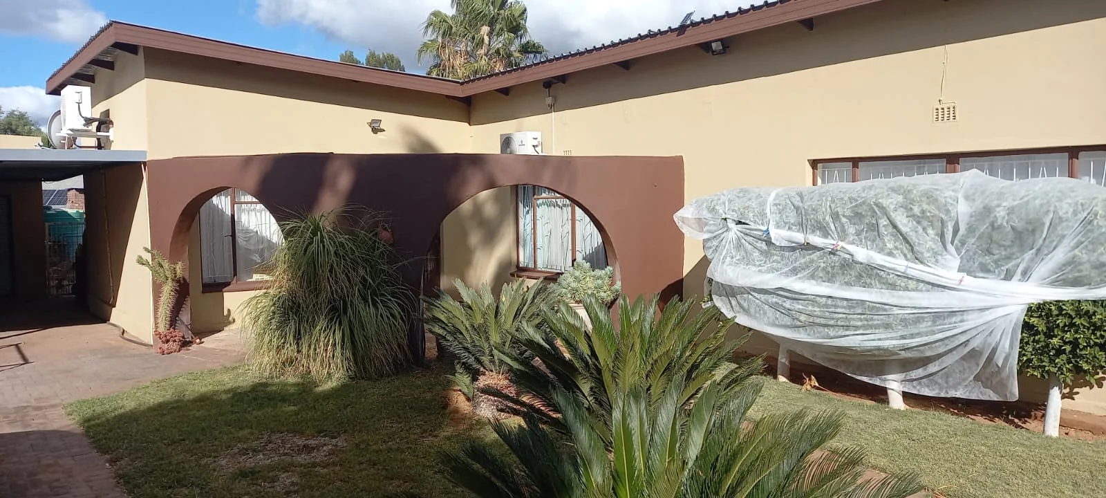 4 Bedroom House For Sale