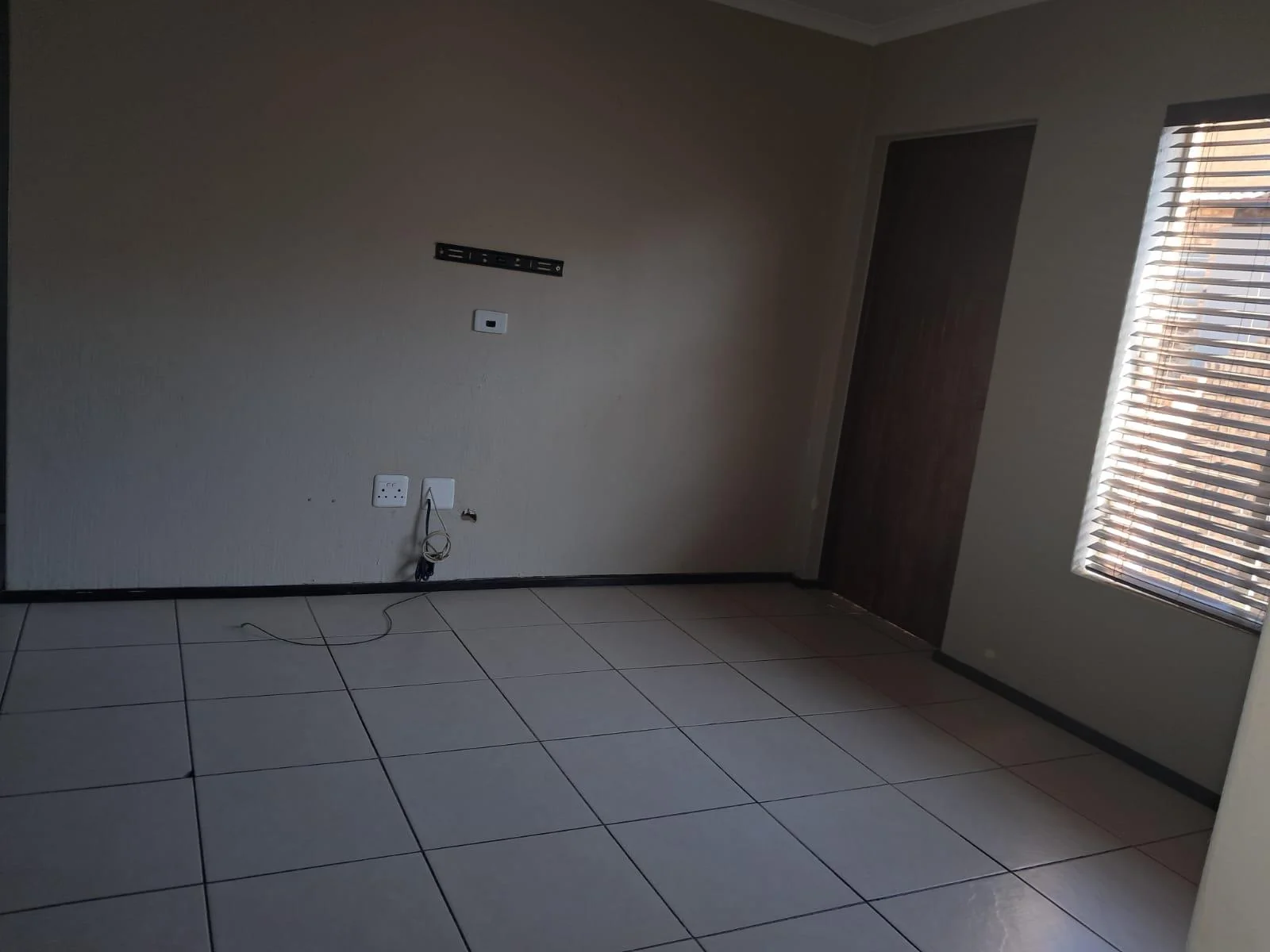 A Two Bedroom Apartment For Rent in Honeypark