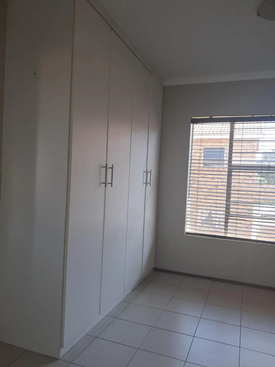 A Two Bedroom Apartment For Rent in Honeypark