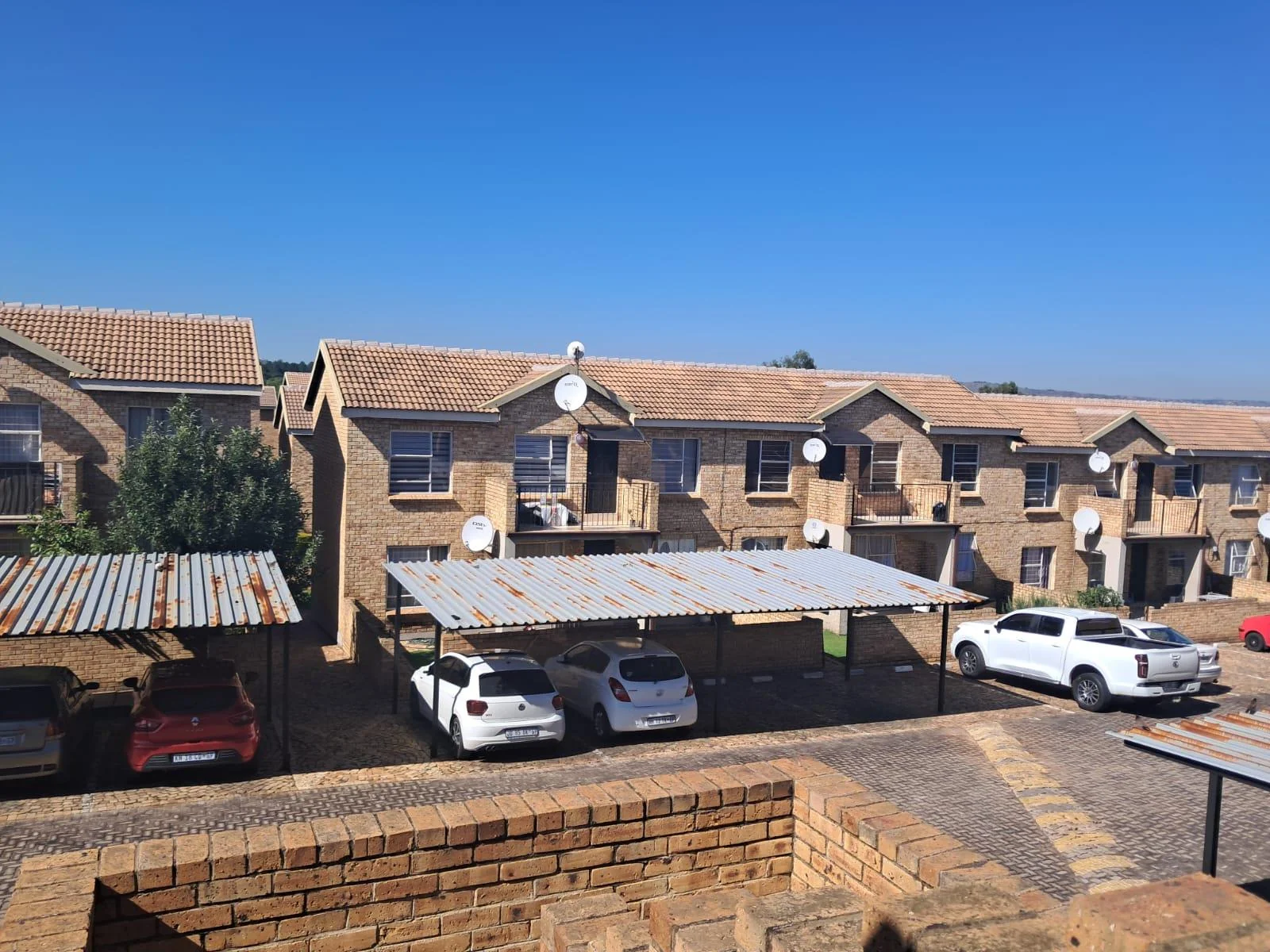 A Two Bedroom Apartment For Rent in Honeypark