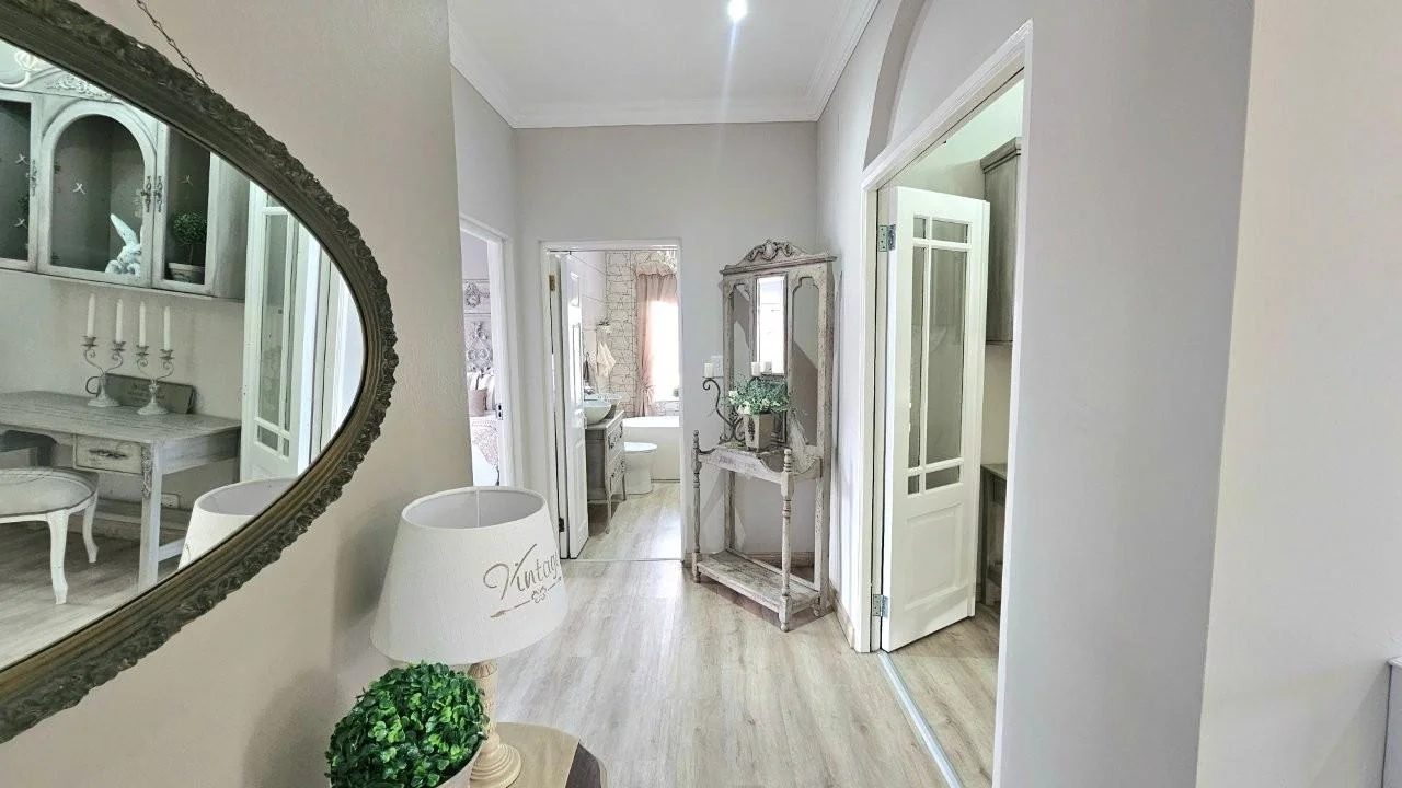 FULL TITLE TOWNHOUSE IN MIDSTREAM ESTATE – NEWLY RENOVATED AND BEAUTIFULLY APPOINTED