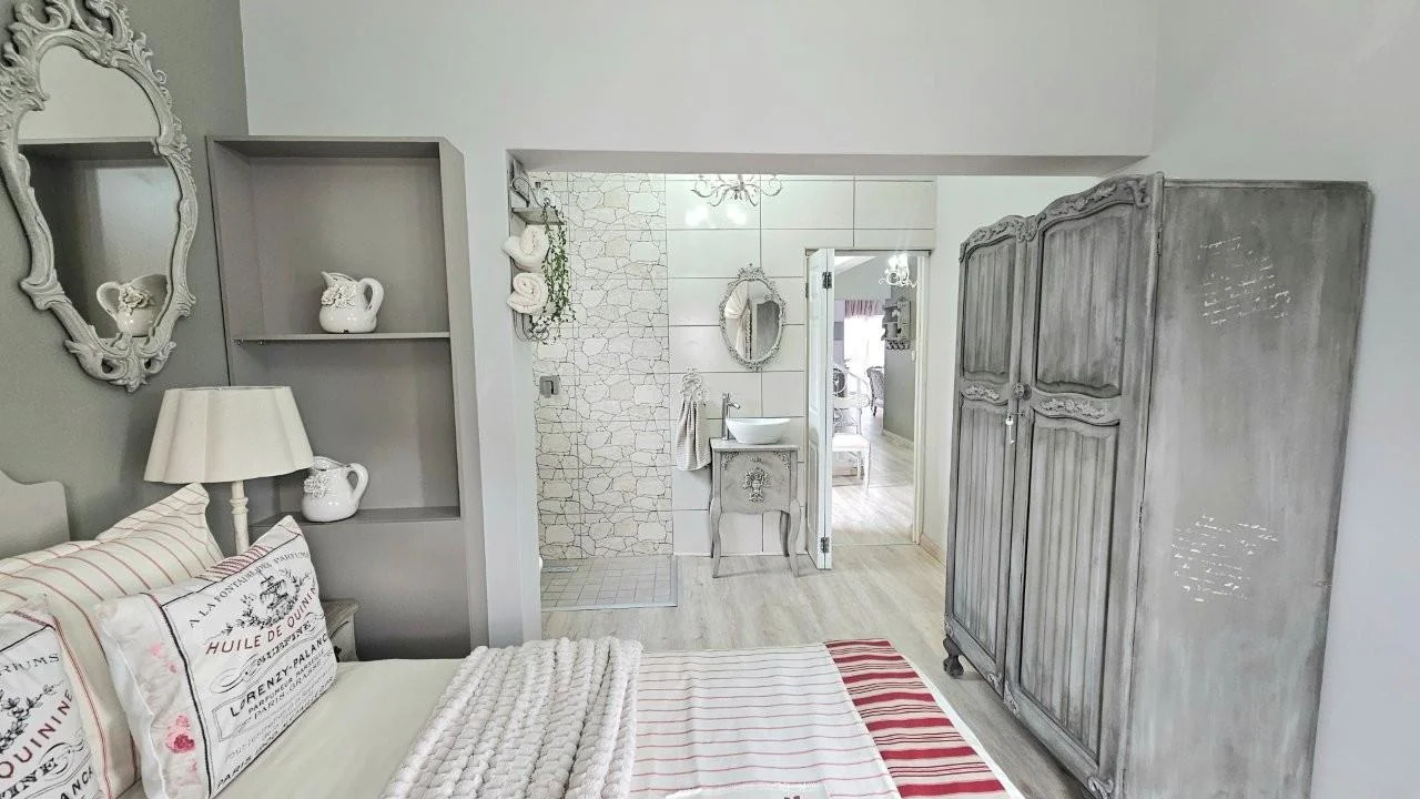 FULL TITLE TOWNHOUSE IN MIDSTREAM ESTATE – NEWLY RENOVATED AND BEAUTIFULLY APPOINTED