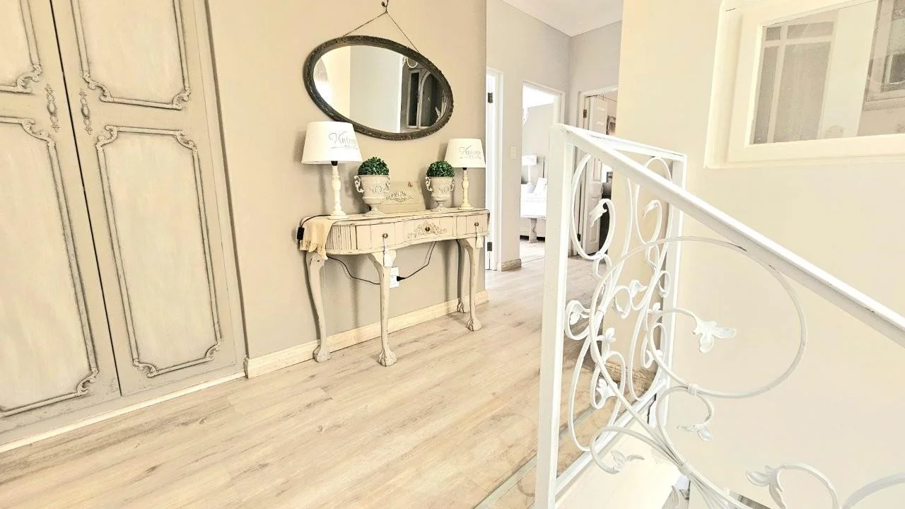 FULL TITLE TOWNHOUSE IN MIDSTREAM ESTATE – NEWLY RENOVATED AND BEAUTIFULLY APPOINTED