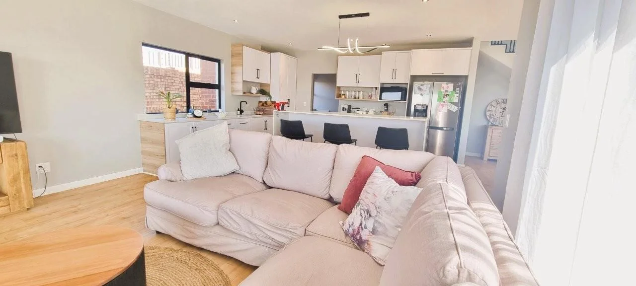 WHEN VALUE RISES ABOVE THE PRICE – A CONTEMPORARY MASTERPIECE IN MIDSTREAM HEIGHTS