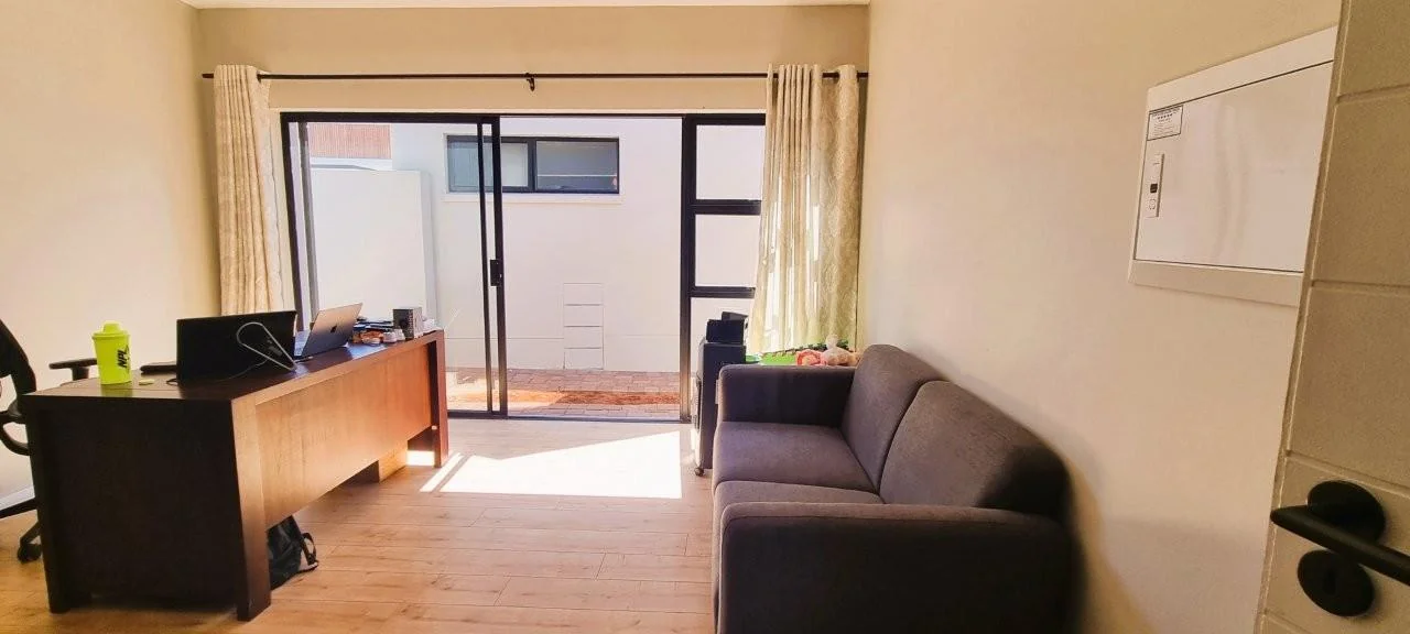 WHEN VALUE RISES ABOVE THE PRICE – A CONTEMPORARY MASTERPIECE IN MIDSTREAM HEIGHTS