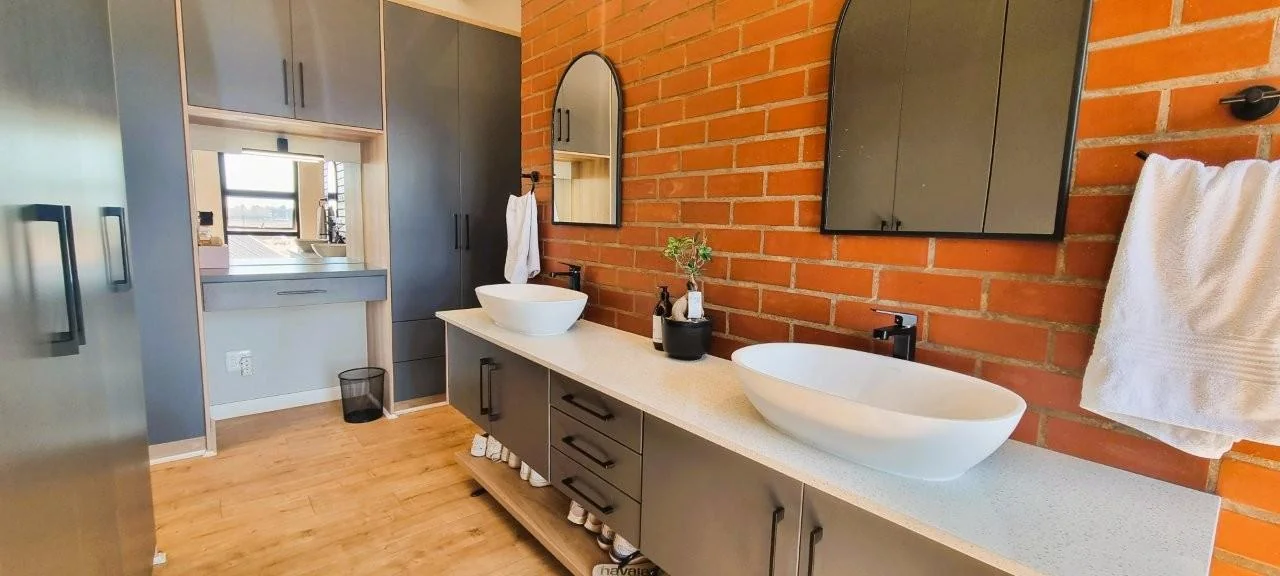 WHEN VALUE RISES ABOVE THE PRICE – A CONTEMPORARY MASTERPIECE IN MIDSTREAM HEIGHTS