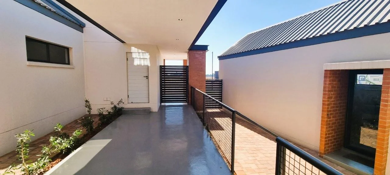 WHEN VALUE RISES ABOVE THE PRICE – A CONTEMPORARY MASTERPIECE IN MIDSTREAM HEIGHTS