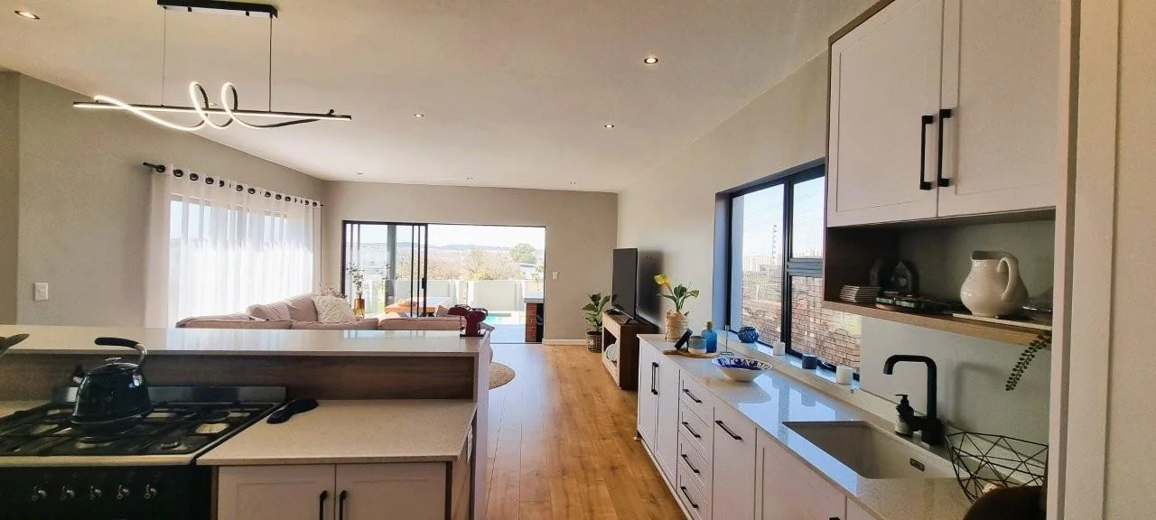 WHEN VALUE RISES ABOVE THE PRICE – A CONTEMPORARY MASTERPIECE IN MIDSTREAM HEIGHTS