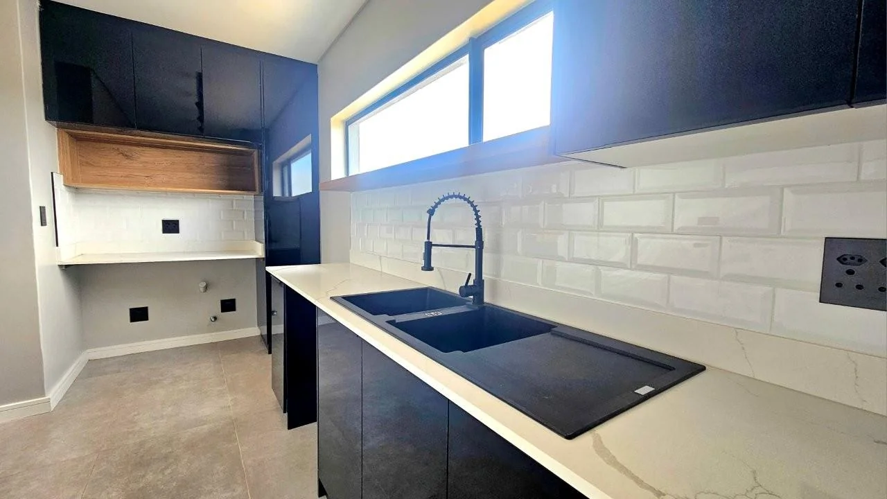 MIDSTREAM HEIGHTS – WHAT A WONDERFUL WORLD!