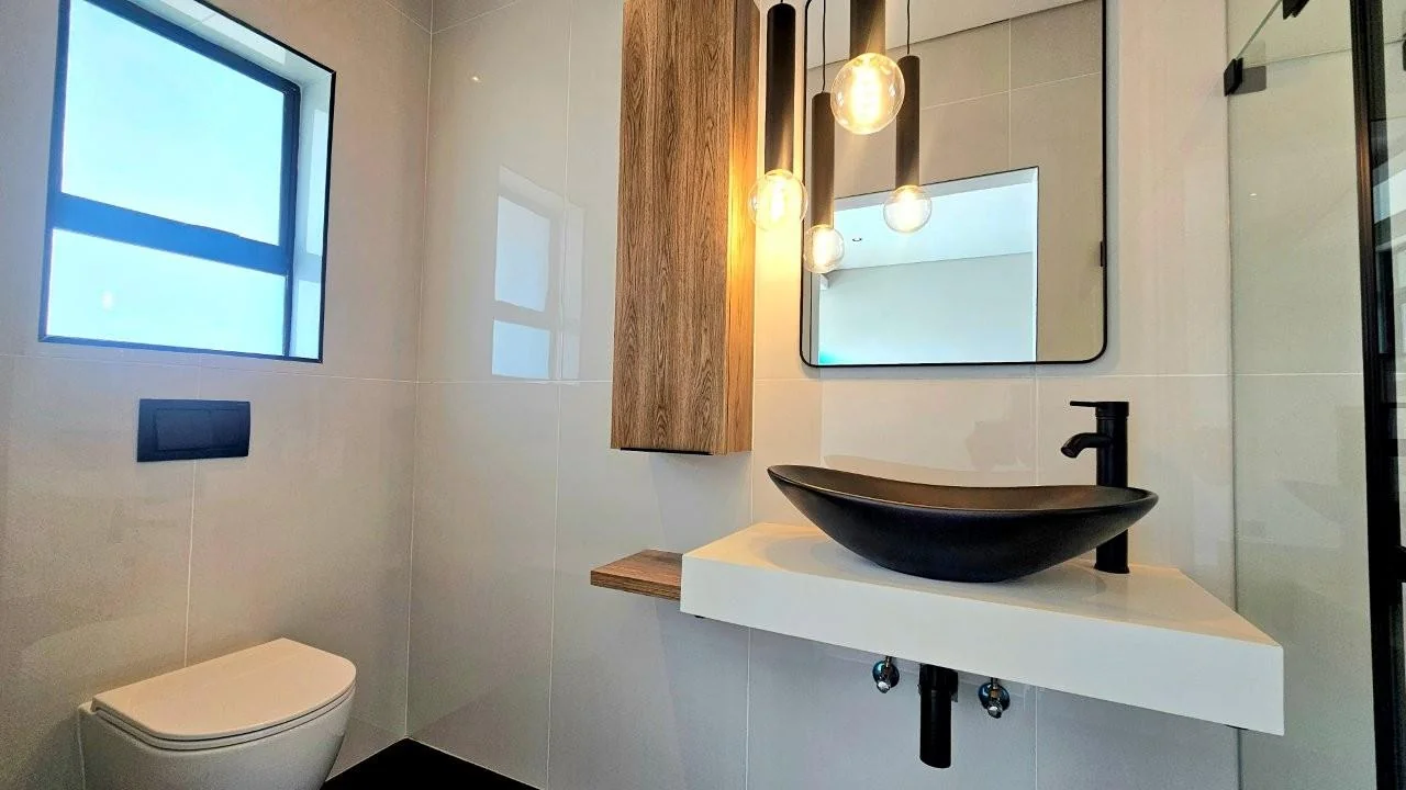 MIDSTREAM HEIGHTS – WHAT A WONDERFUL WORLD!