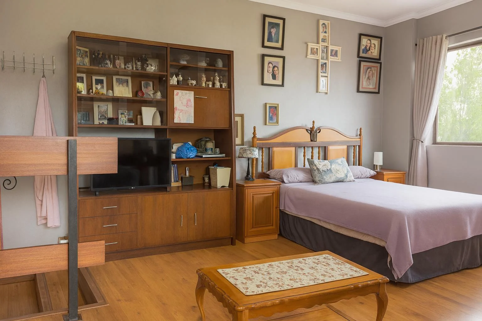 NEW LISTING ..... FOR THE BIGGER FAMILY!!