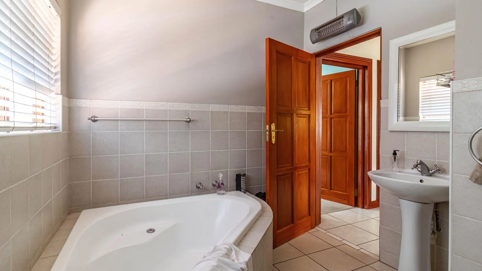 Prime Home for Sale in Fernridge Estate, Dainfern