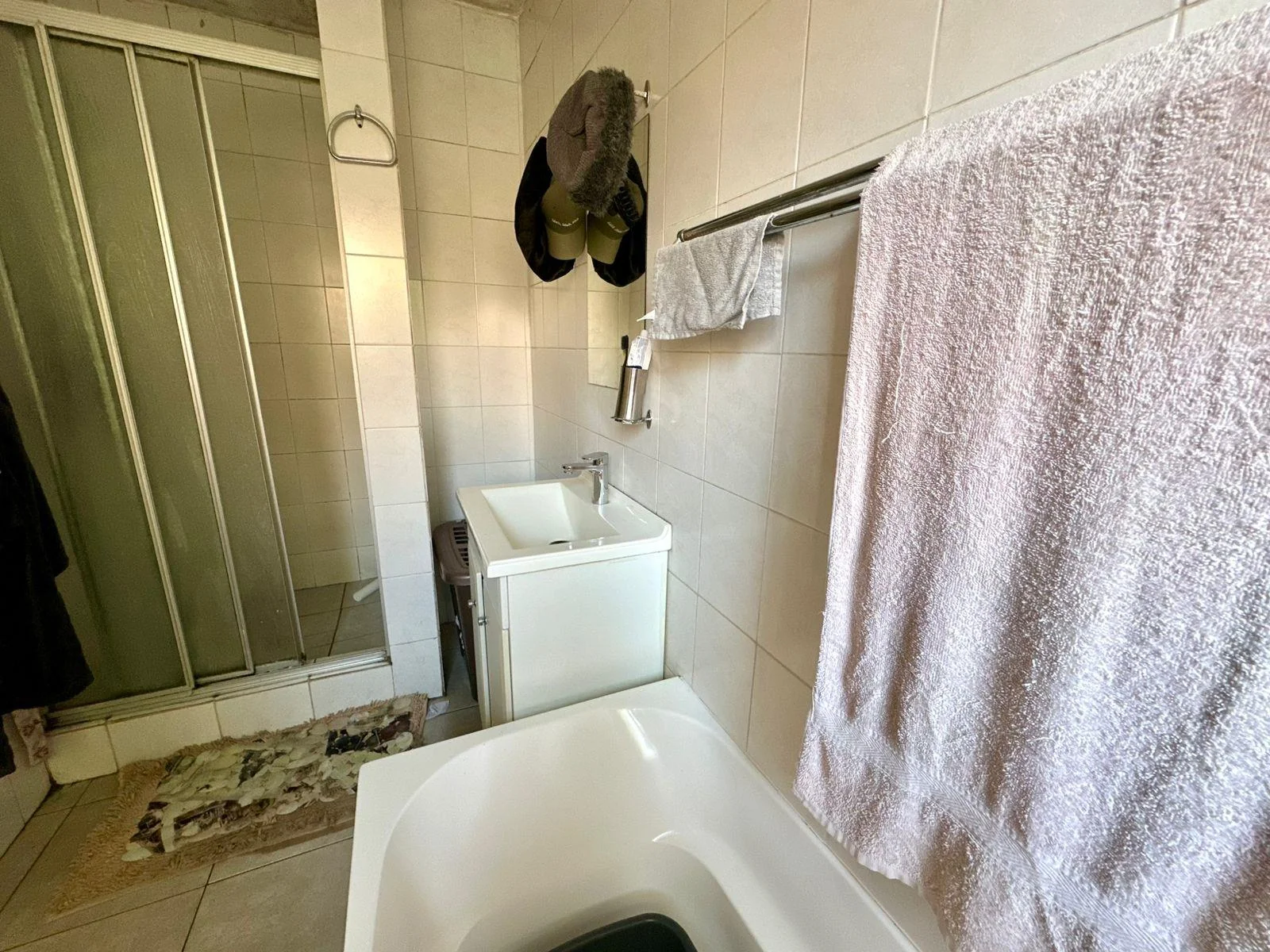 YOUR NEXT FAMILY HOME IS HERE! MAKE THE MOVE