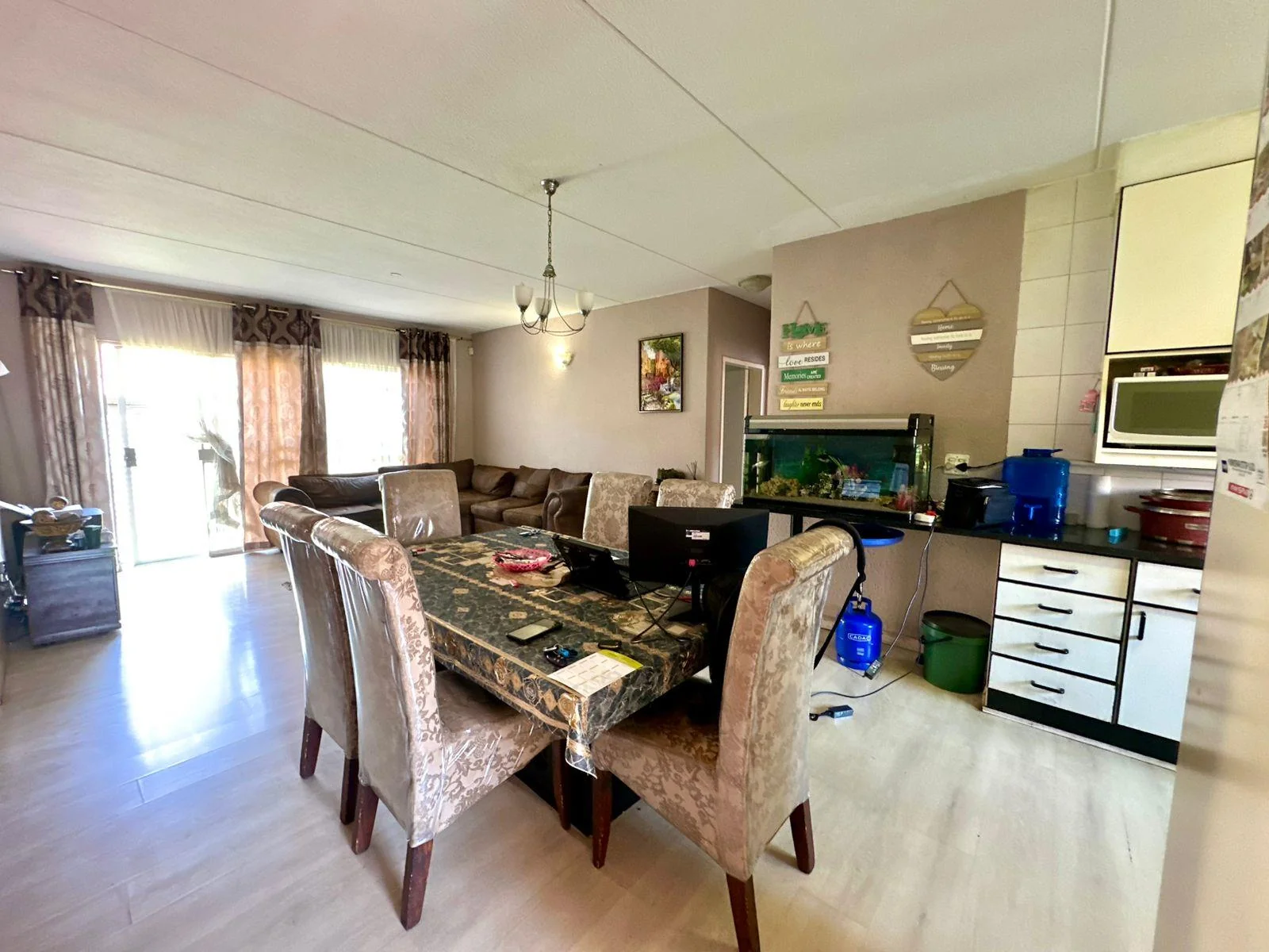 YOUR NEXT FAMILY HOME IS HERE! MAKE THE MOVE