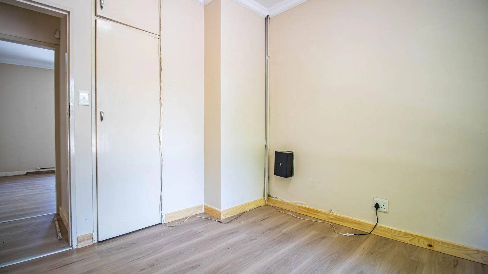 Discover Exceptional Space, Versatility & Income-Generating Potential on 14th Road