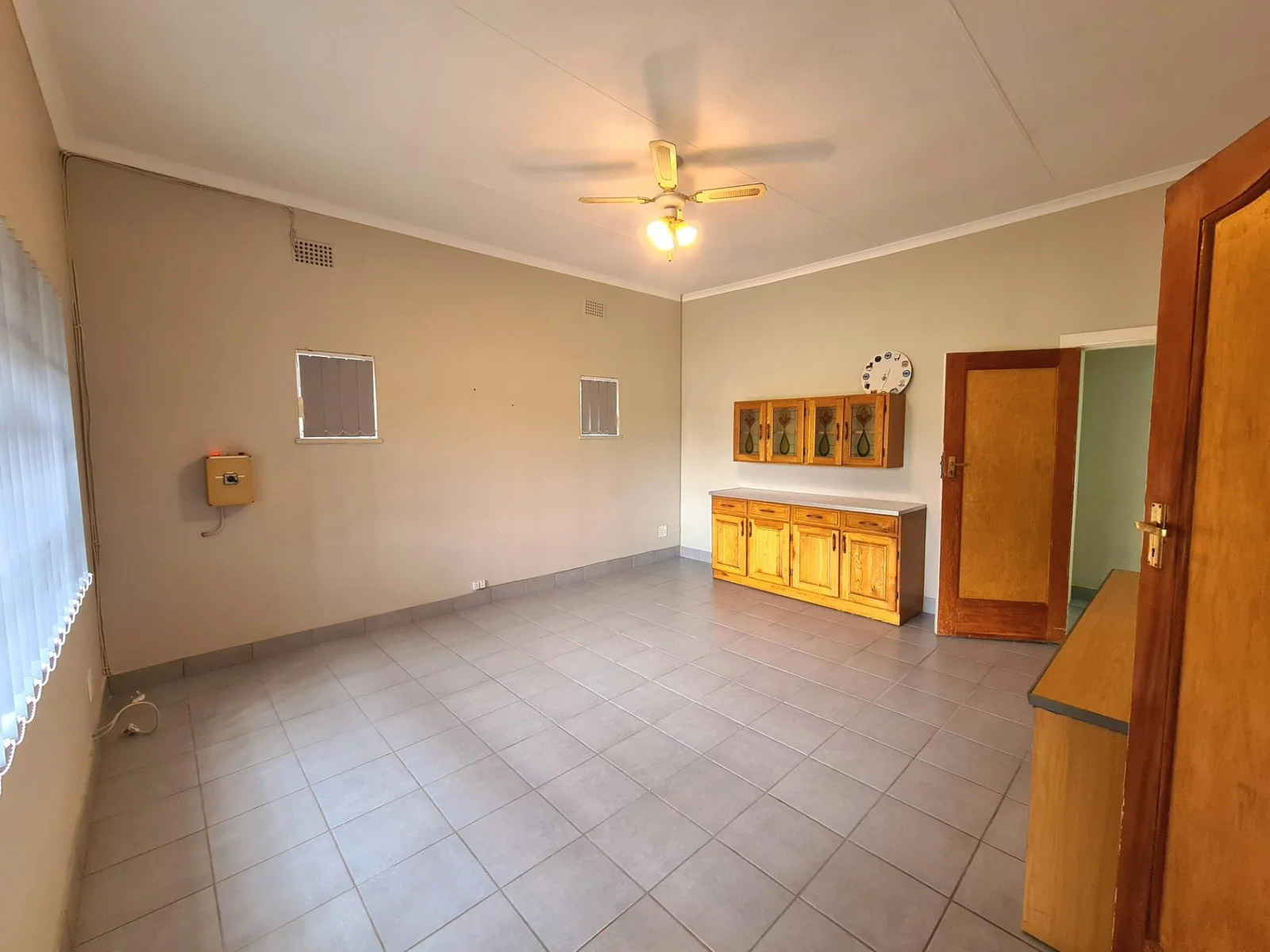 Modern office space with prime location