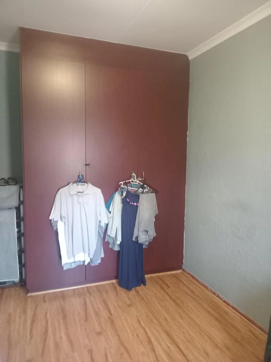 A 3 bed, 2 bath double story house in Country View , Midrand.