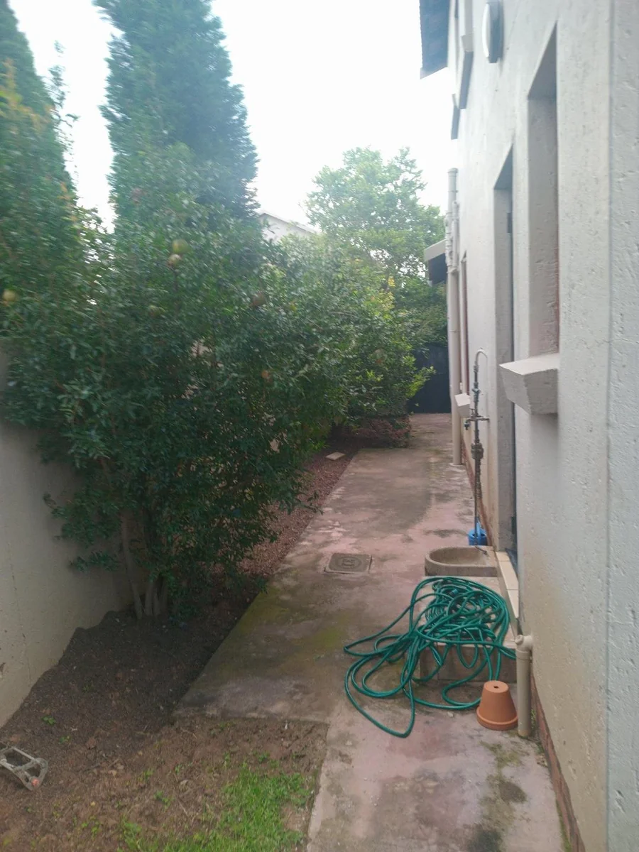 A 3 bed, 2 bath double story house in Country View , Midrand.