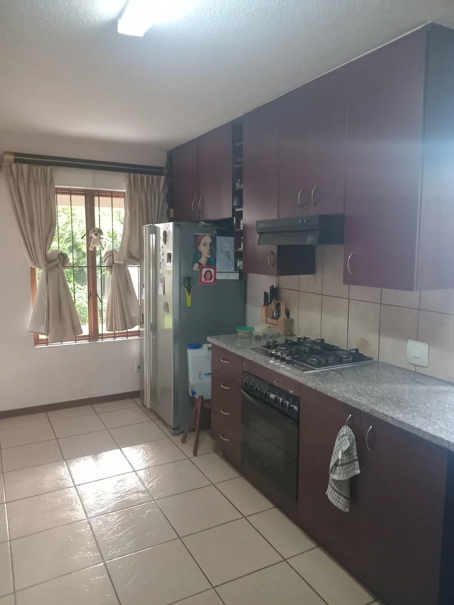 A 3 bed, 2 bath double story house in Country View , Midrand.