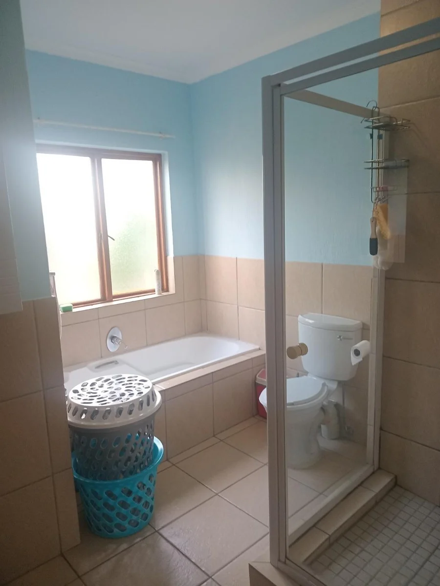 A 3 bed, 2 bath double story house in Country View , Midrand.