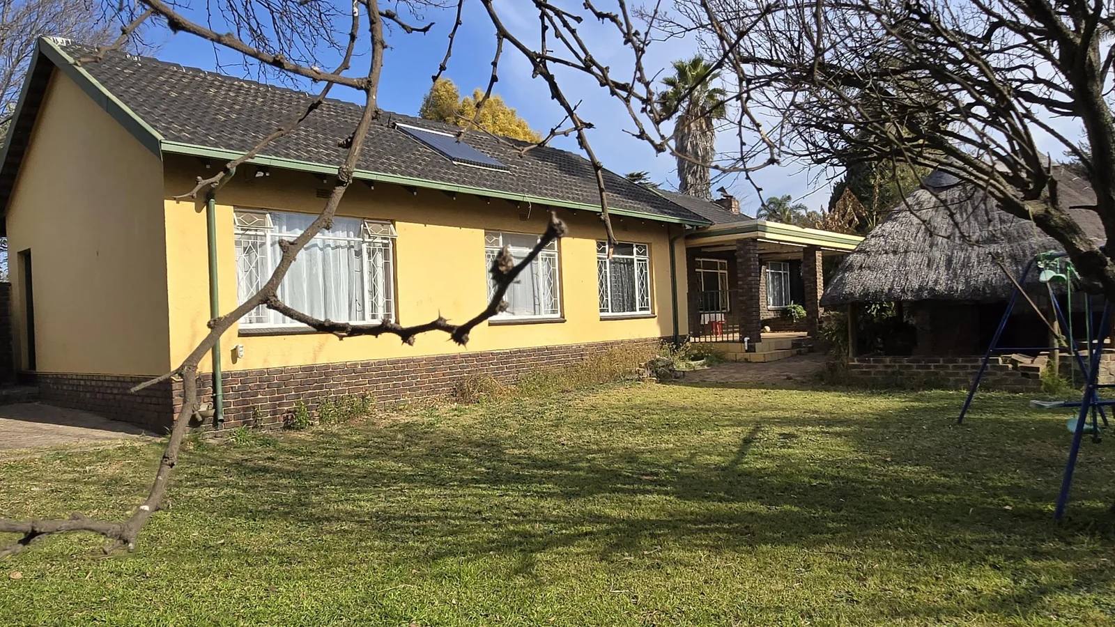 Spacious 3-Bedroom Family Home with Great Potential in Bonaero Park