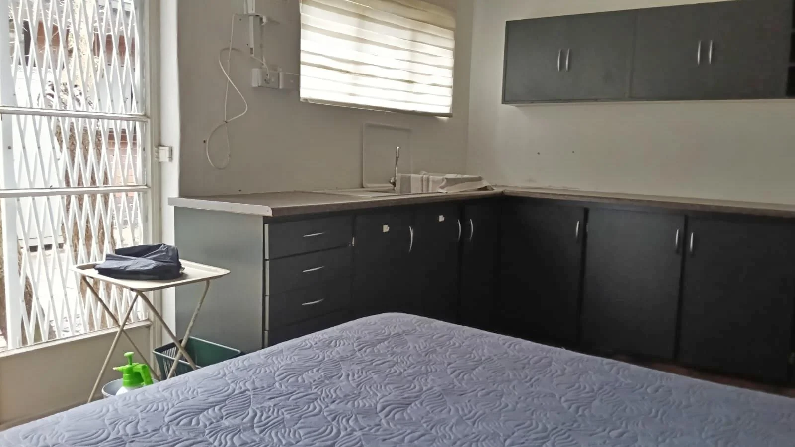 Furnished bachelor flat - no pets allowed to rent in Waverly