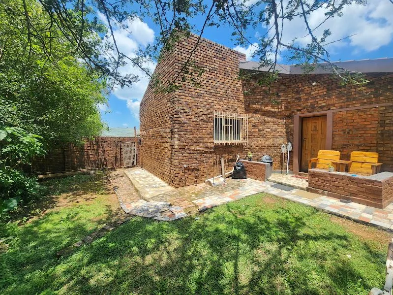 Investor’s Dream, Massive Under-Roof Space, Serious Income Potential