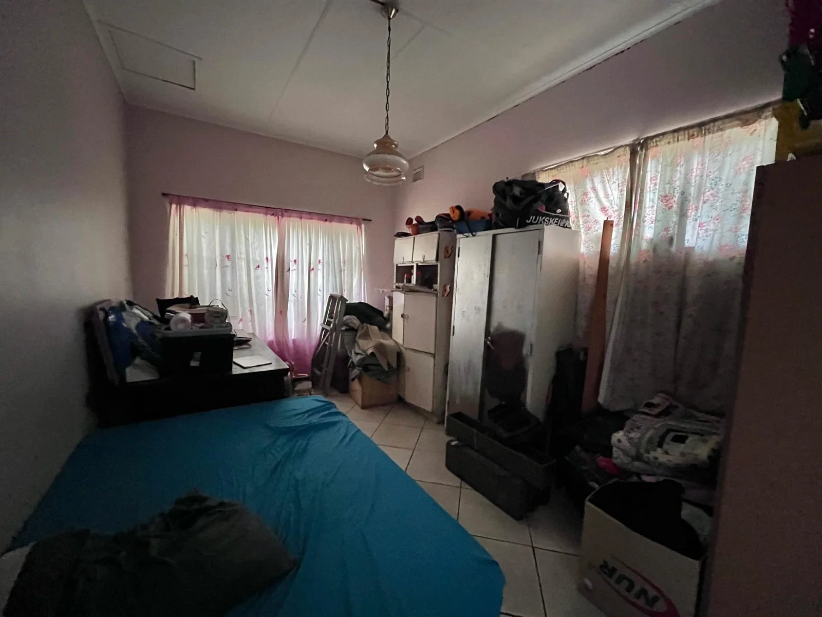 4 Bedroom Home with 1 Bedroom Garden Flat