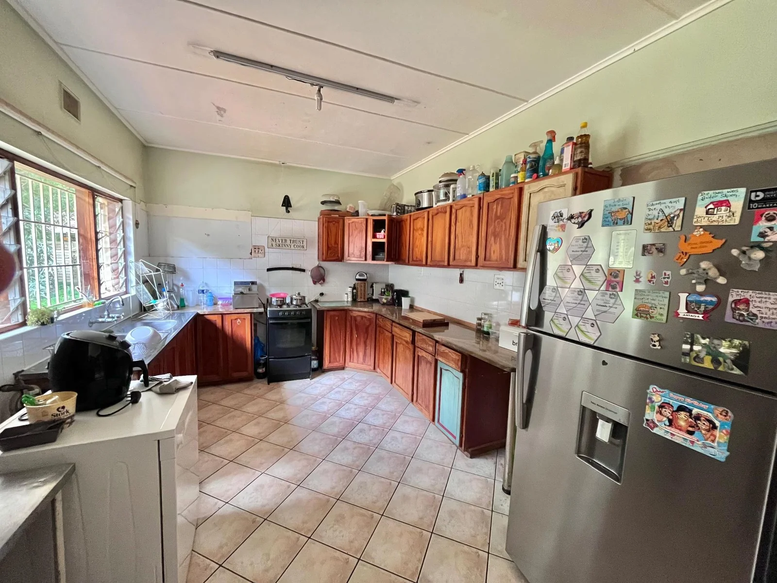 4 Bedroom Home with 1 Bedroom Garden Flat