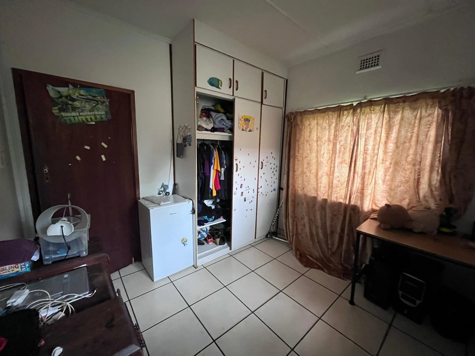 4 Bedroom Home with 1 Bedroom Garden Flat