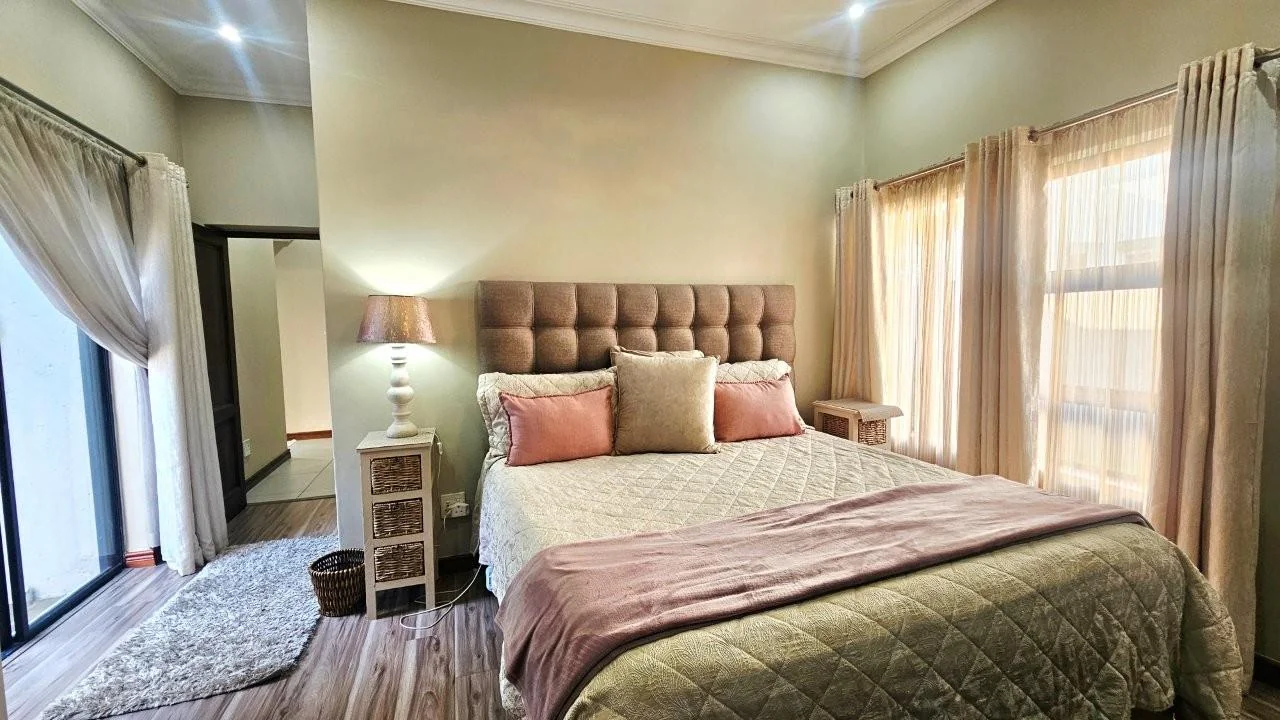 GREAT VALUE FOR MONEY IN MIDSTREAM RIDGE ESTATE.