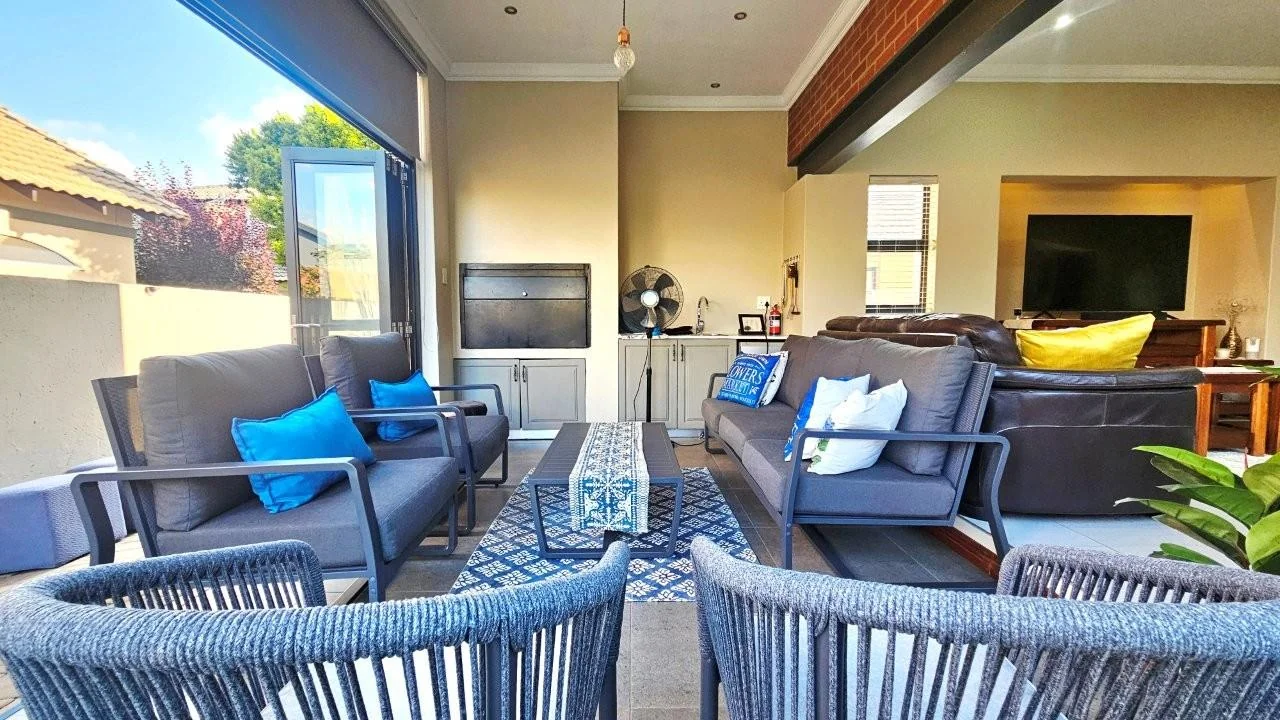 GREAT VALUE FOR MONEY IN MIDSTREAM RIDGE ESTATE.