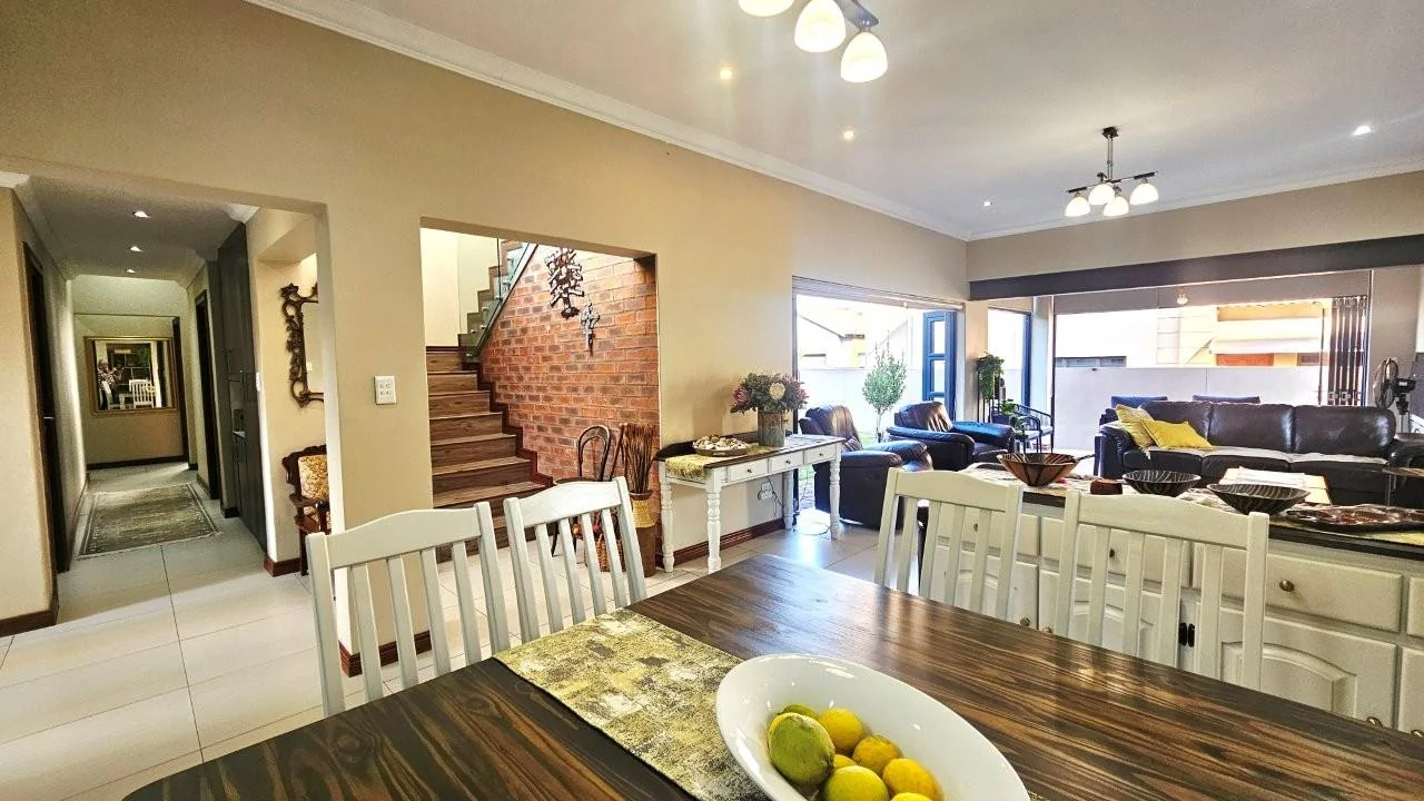 GREAT VALUE FOR MONEY IN MIDSTREAM RIDGE ESTATE.