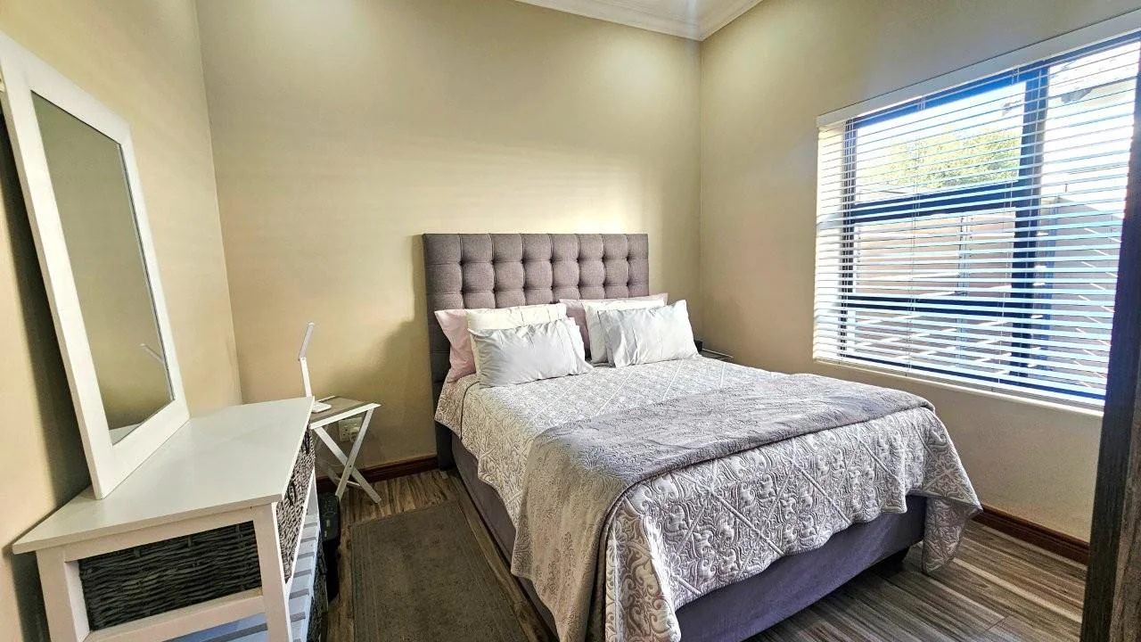 GREAT VALUE FOR MONEY IN MIDSTREAM RIDGE ESTATE.