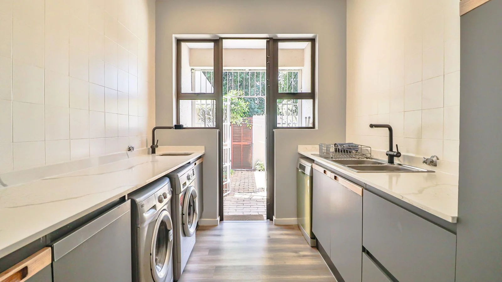 3 Bedroom STUNNER in a secure and prime location