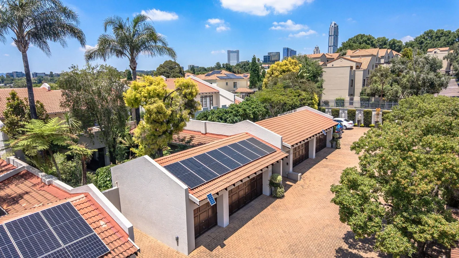 3 Bedroom STUNNER in a secure and prime location