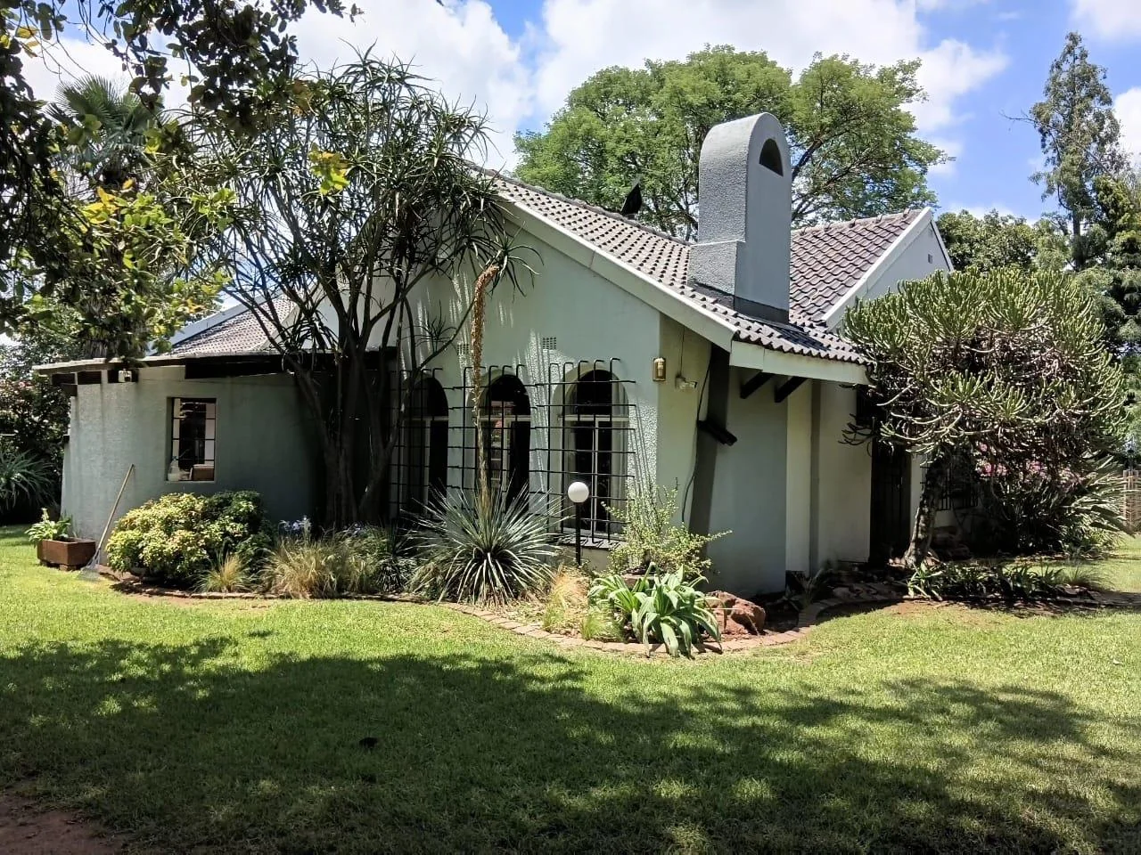 Stunning Family Home in Prime Springs – Comfort, Security & Tranquility