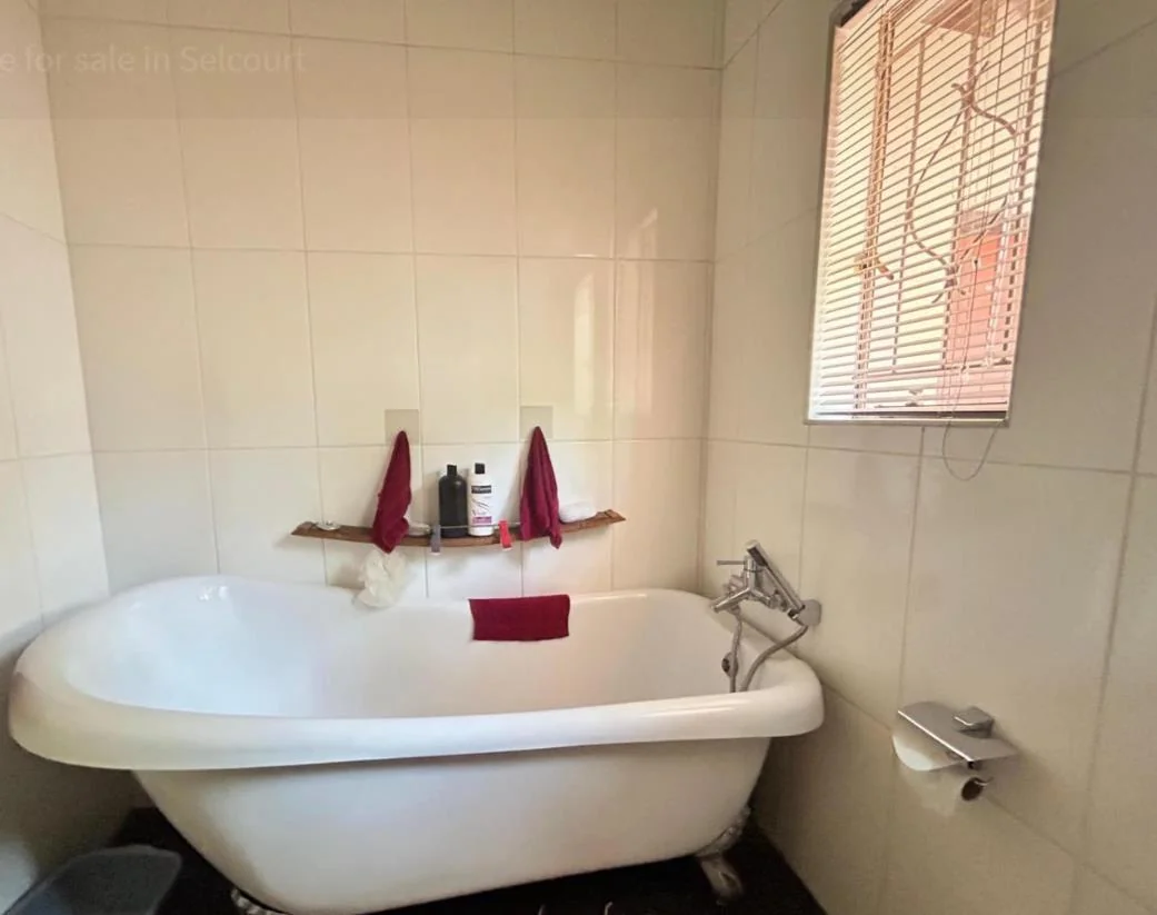 Stunning Family Home in Prime Springs – Comfort, Security & Tranquility