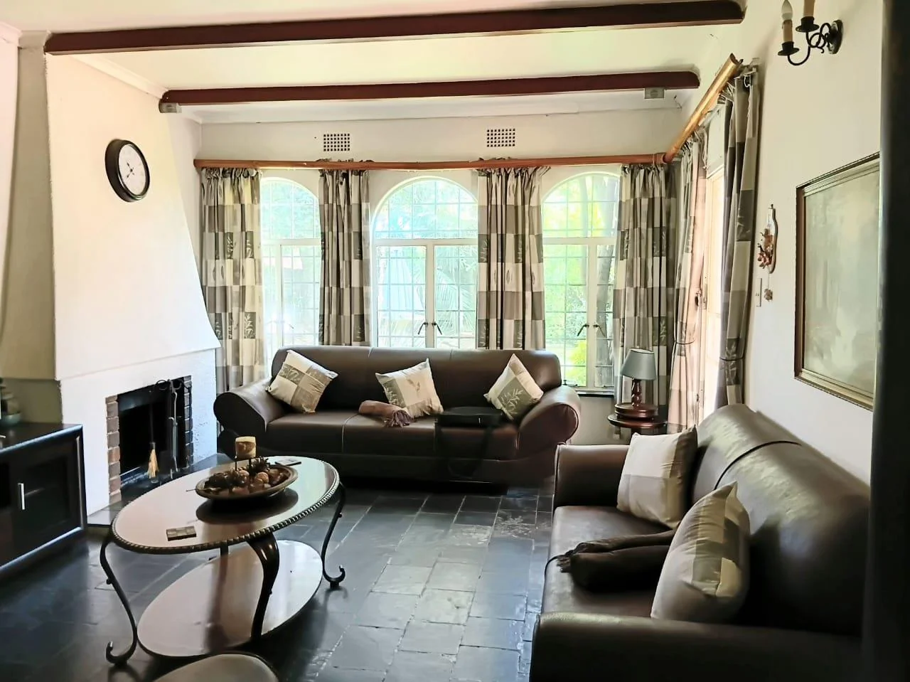 Stunning Family Home in Prime Springs – Comfort, Security & Tranquility