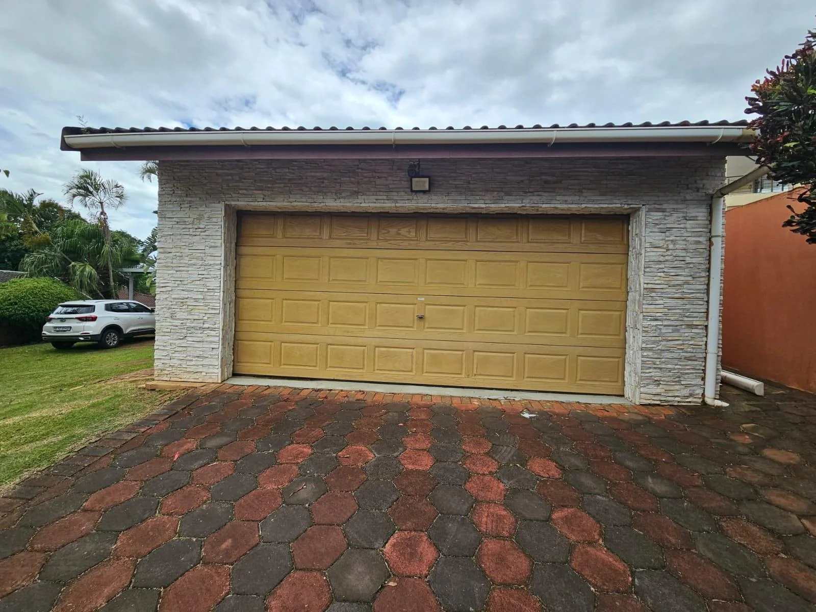 Comfortable home in Richem