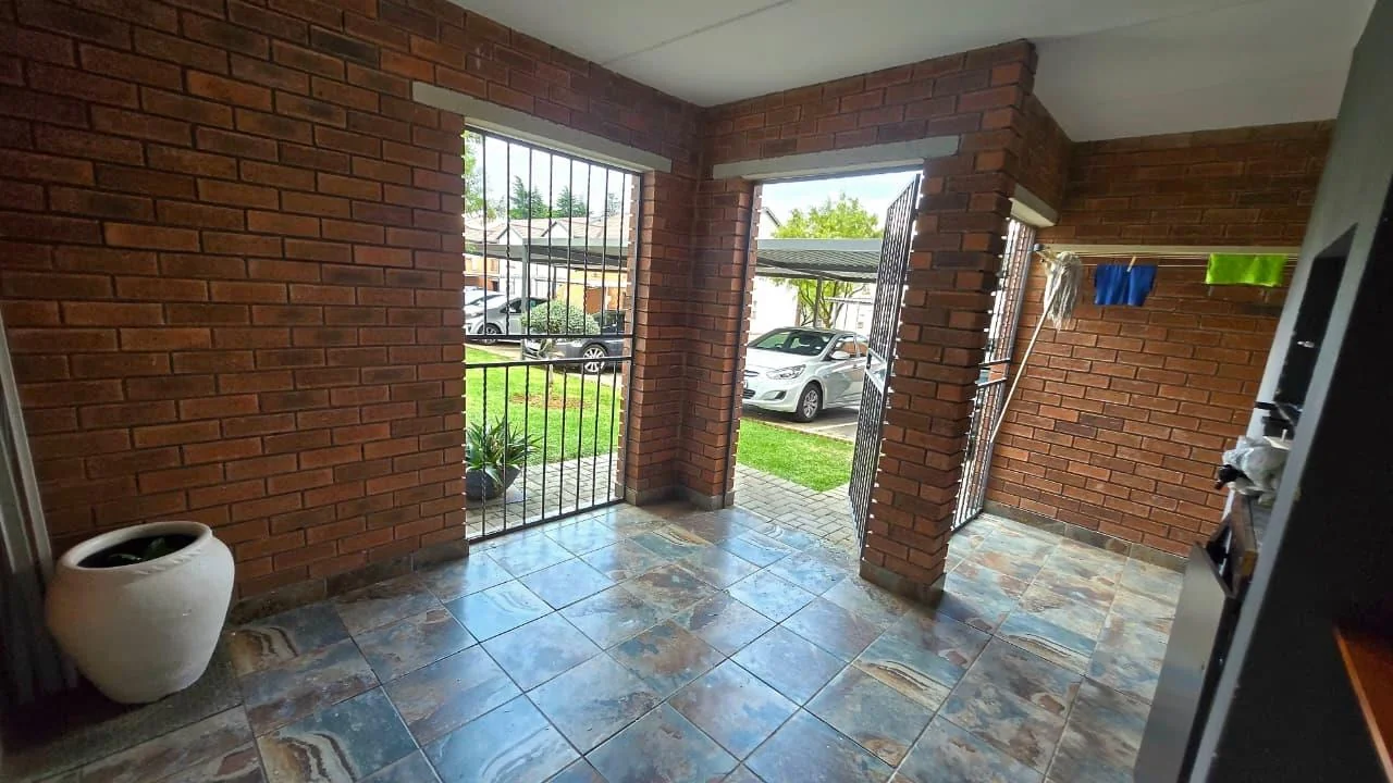 Ground Floor Convenience at Umgeni Mews | 3 Beds | R10 000 pm