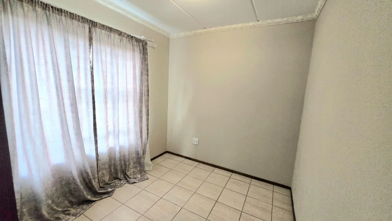 Ground Floor Convenience at Umgeni Mews | 3 Beds | R10 000 pm
