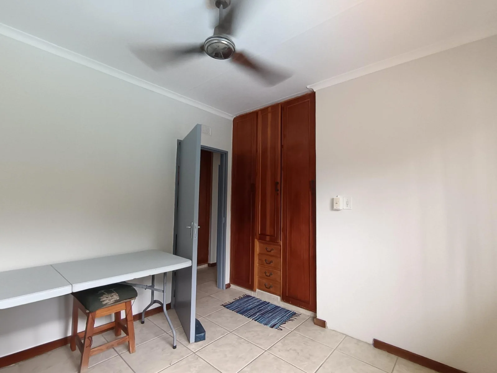 Immaculate - One-Owner Home in the prestigious Meer en See.