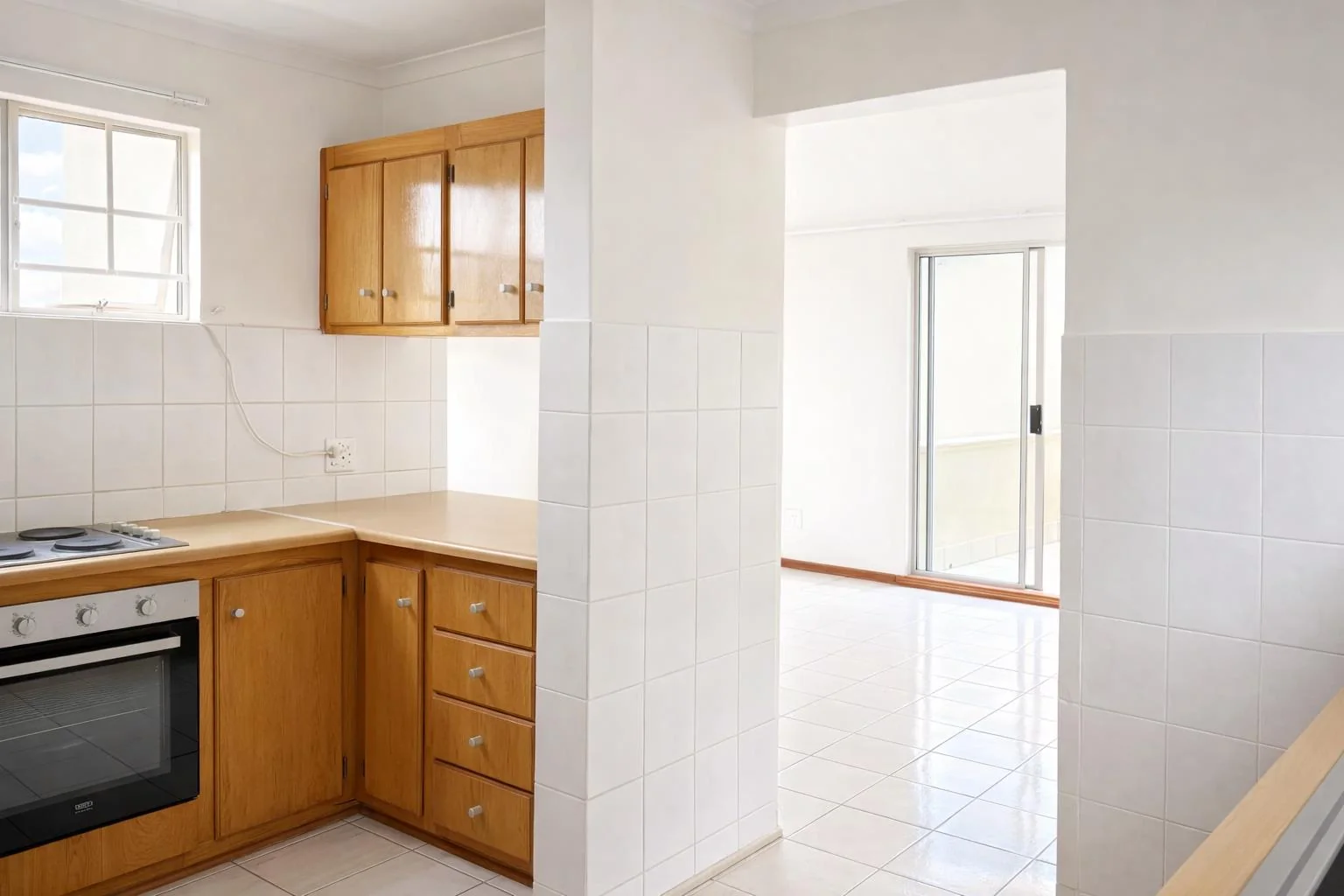 Spacious 1 Bed,1 Bath Apartment for Sale in Radiokop.