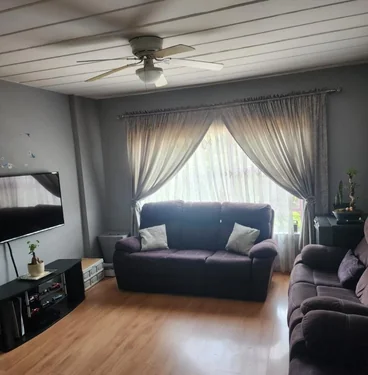 Croydon, Kempton Park