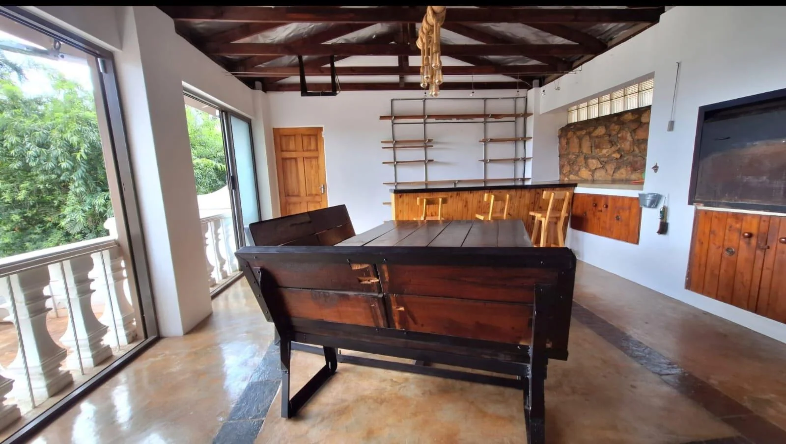 <br/>Fantastic Location, View and Family Living<br/><br/>