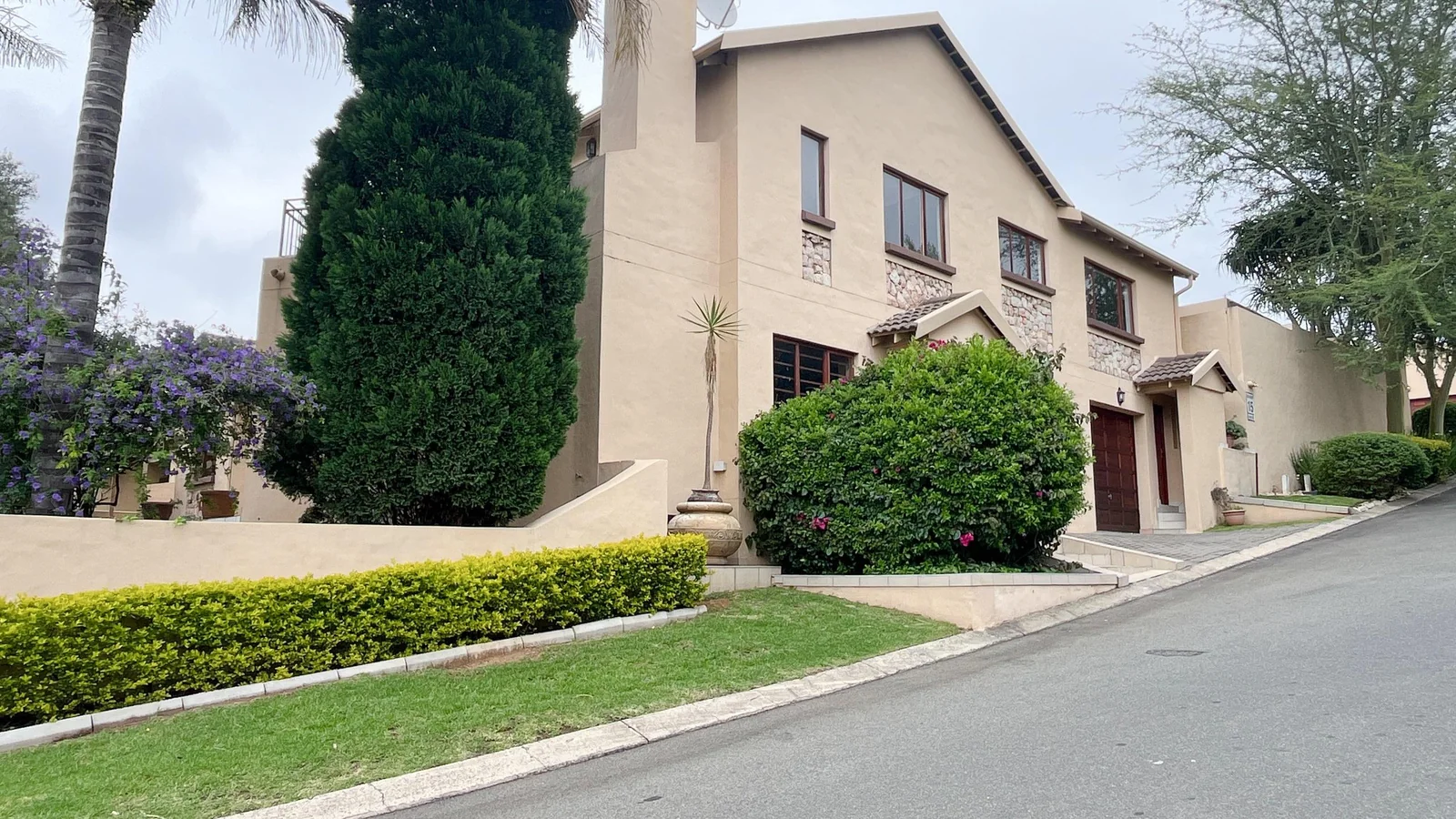 3 Bedroom house for Sale in Randpark Ridge