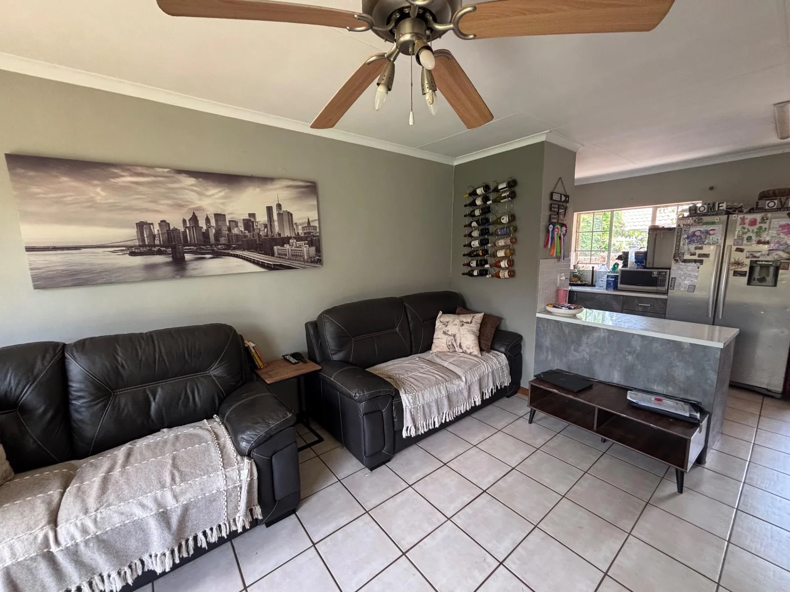 SIMPLEX IN A NEAT COMPLEX ..... A MUST SEE!!