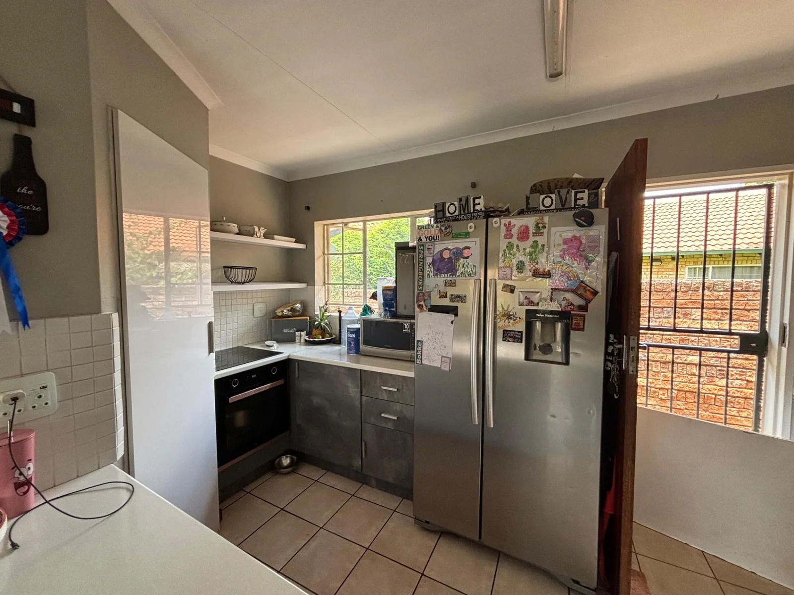 SIMPLEX IN A NEAT COMPLEX ..... A MUST SEE!!