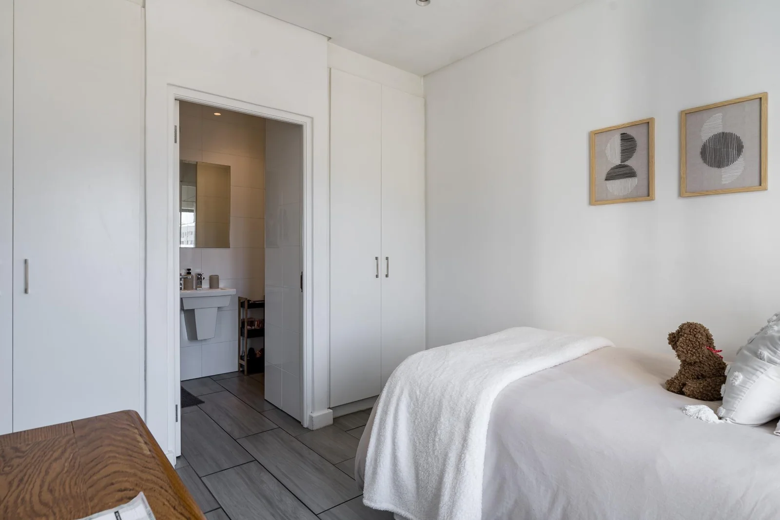 Stylish Apartment for Sale in Stellenbosch